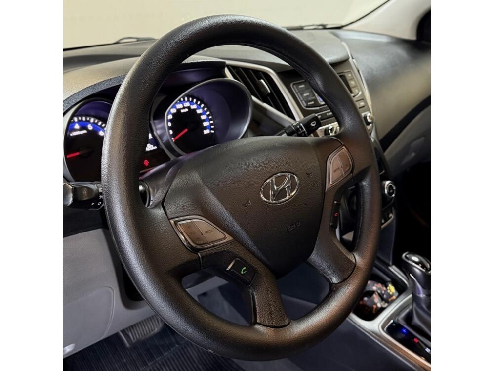 Hyundai HB20 S