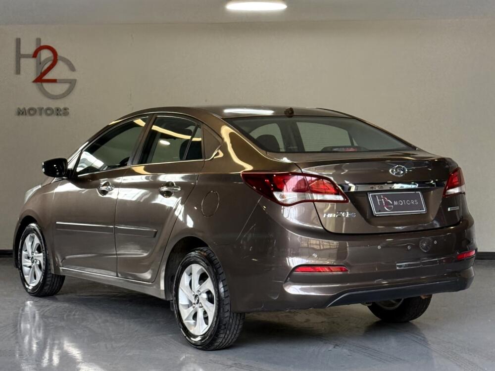 Hyundai HB20 S
