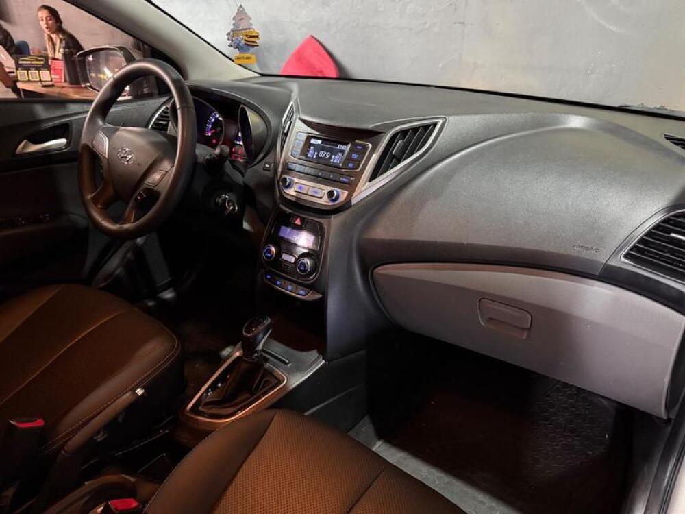 Hyundai HB20 S