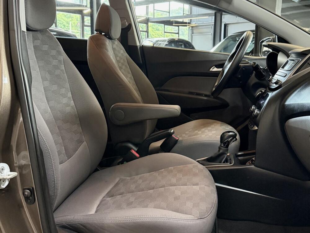 Hyundai HB20 S
