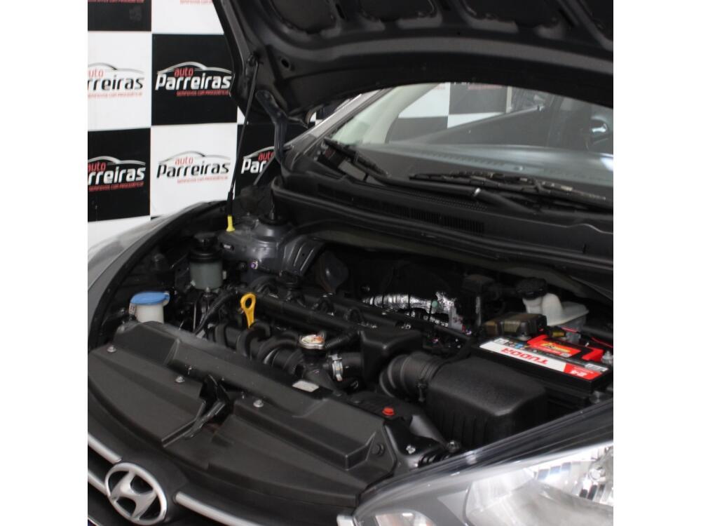 Hyundai HB20 S