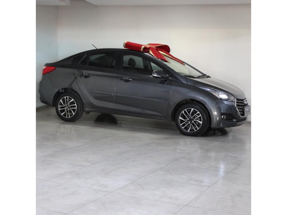 Hyundai HB20 S