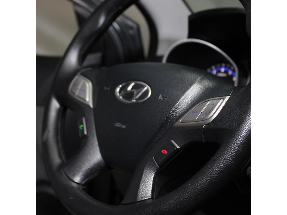 Hyundai HB20 S