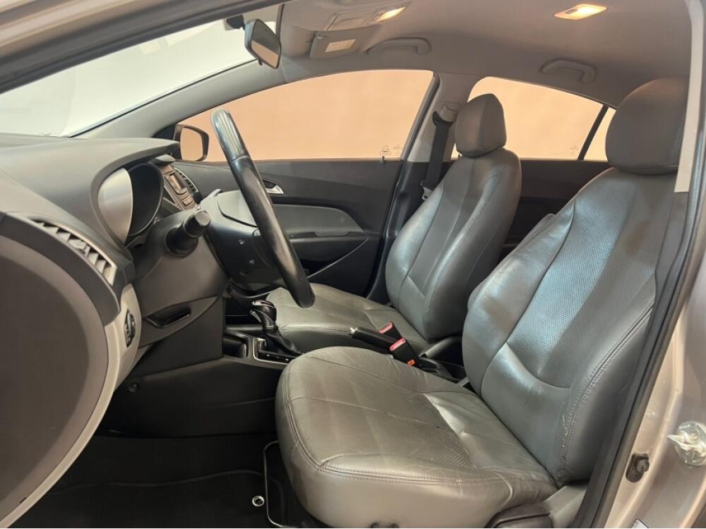 Hyundai HB20 S