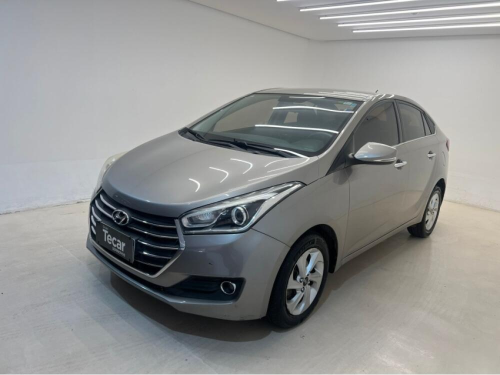 Hyundai HB20 S