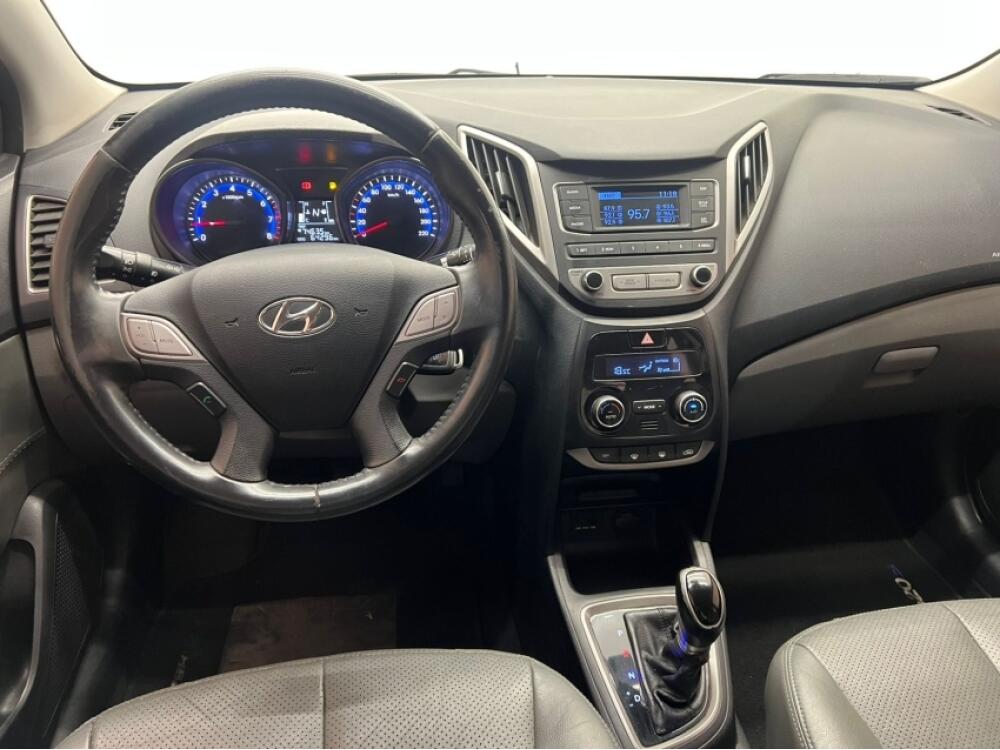 Hyundai HB20 S