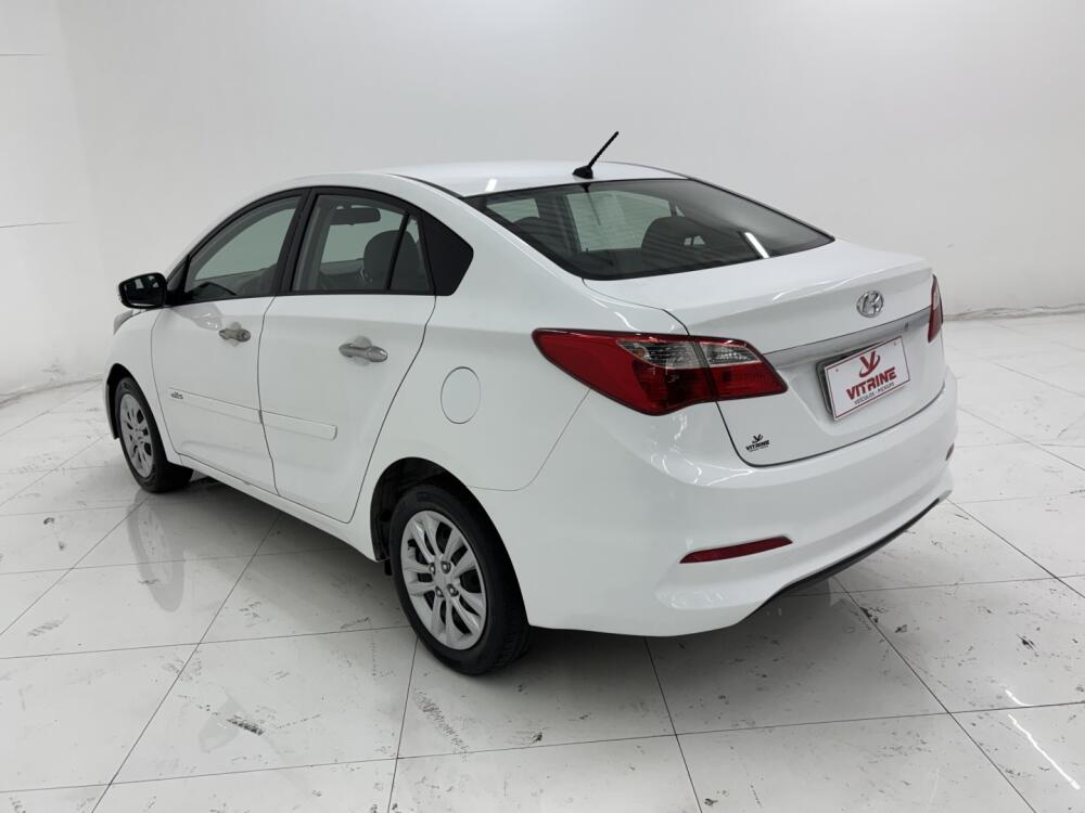 Hyundai HB20 S