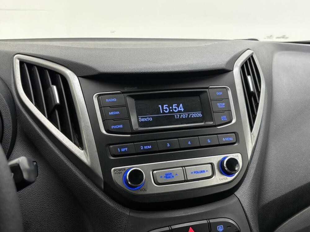 Hyundai HB20 S