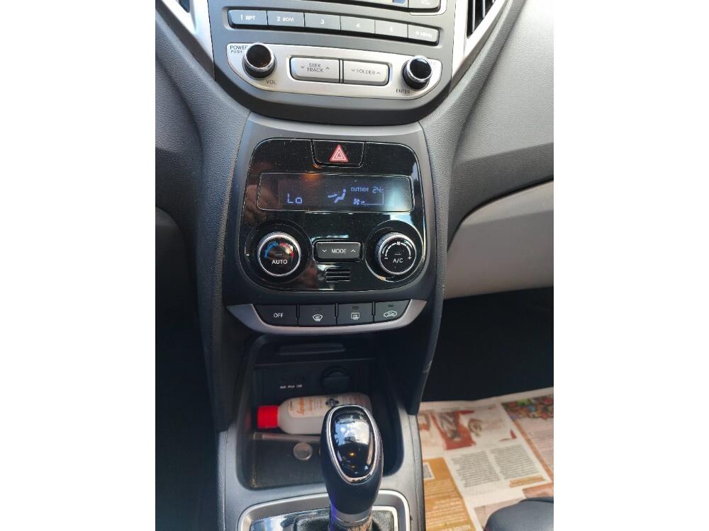 Hyundai HB20 S