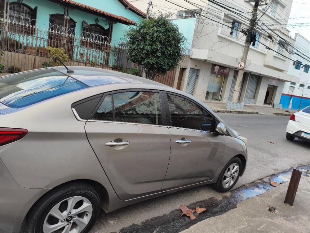 Hyundai HB20 S