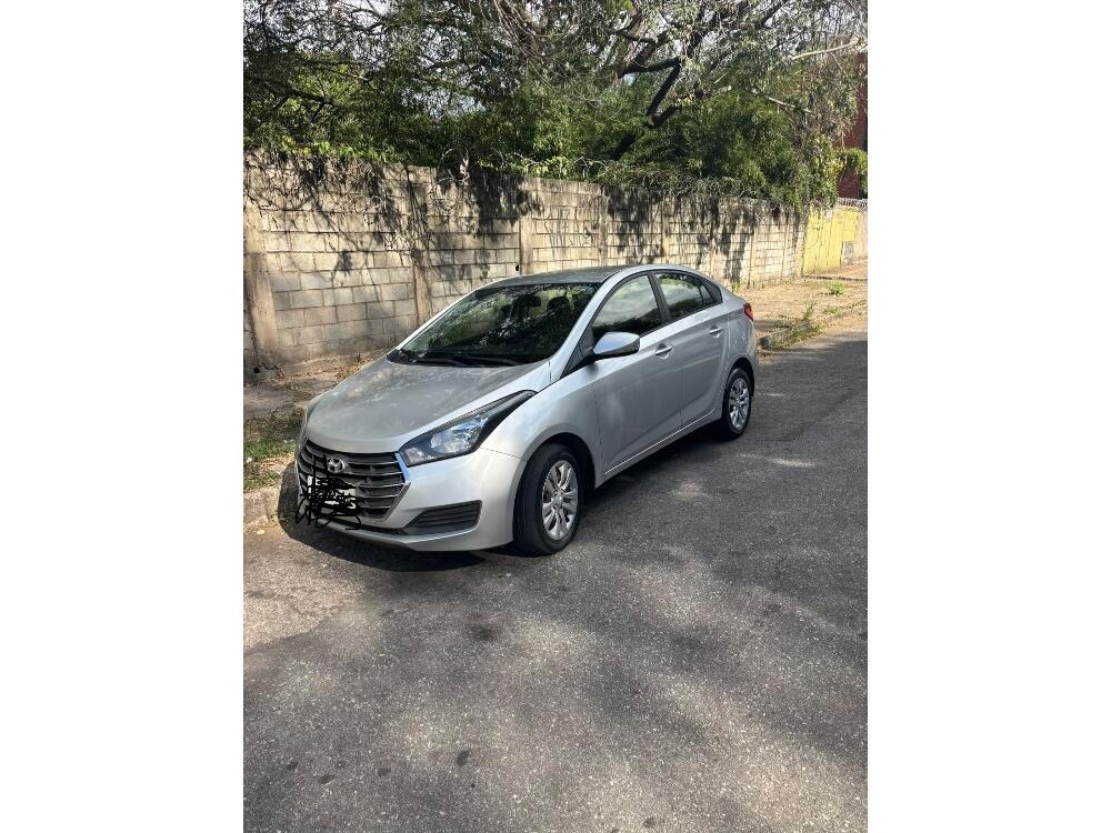 Hyundai HB20 S