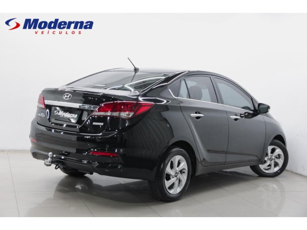 Hyundai HB20 S