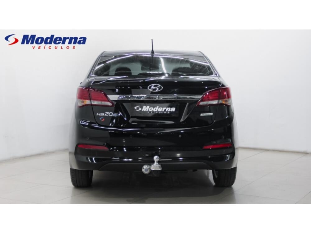 Hyundai HB20 S