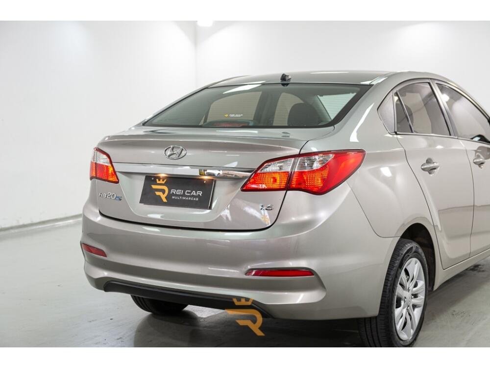 Hyundai HB20 S