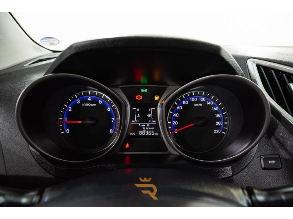 Hyundai HB20 S