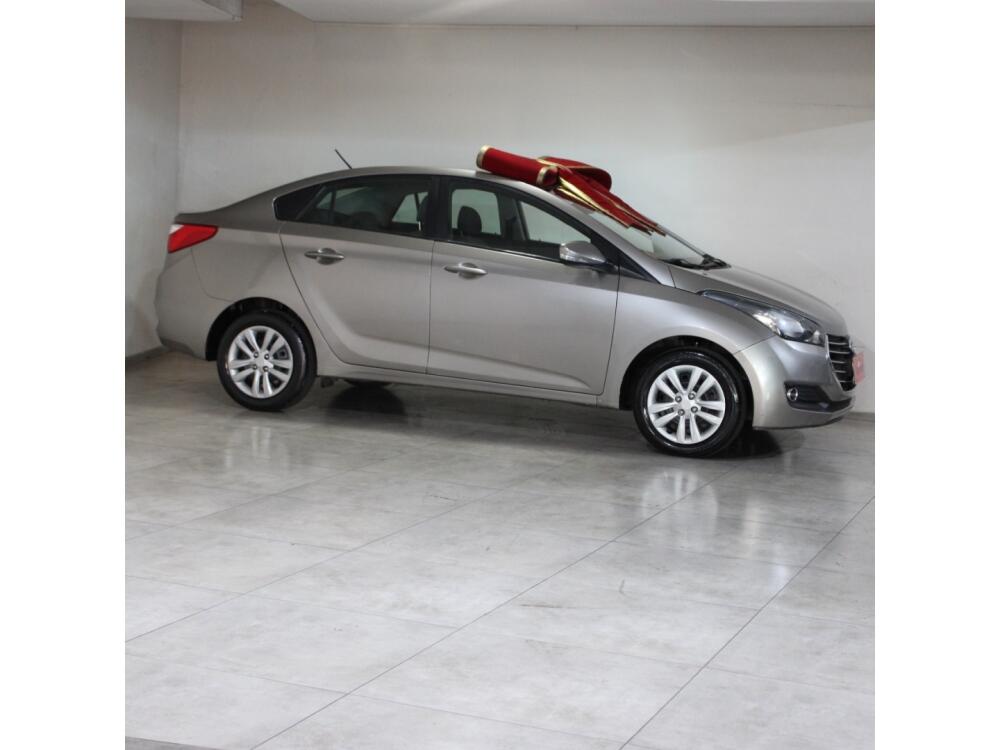 Hyundai HB20 S