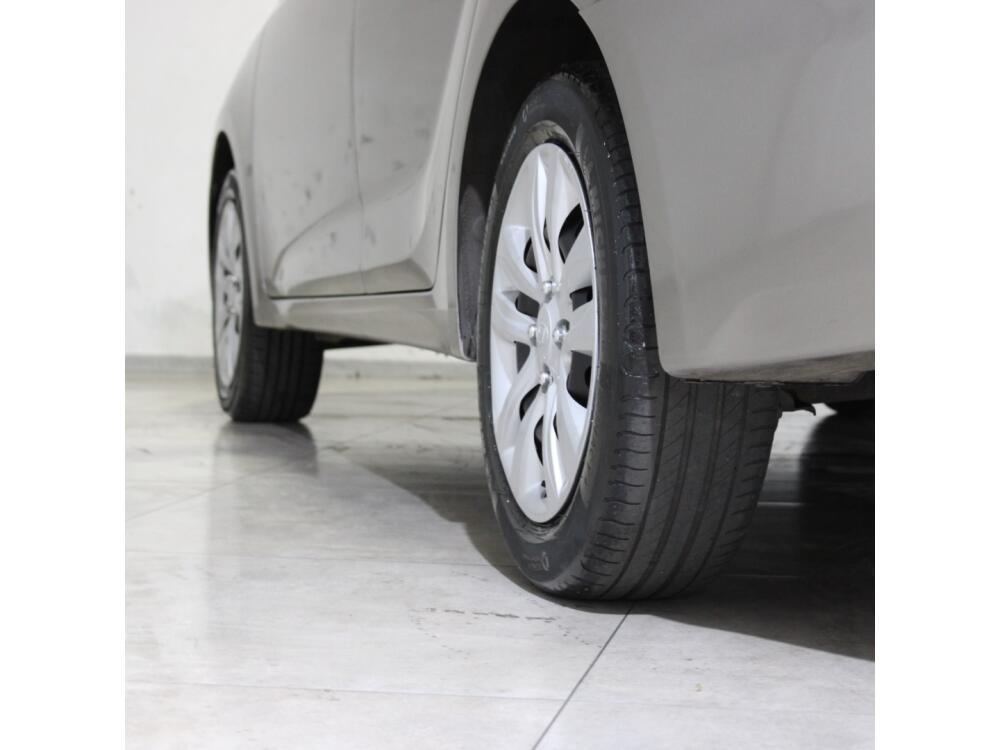Hyundai HB20 S