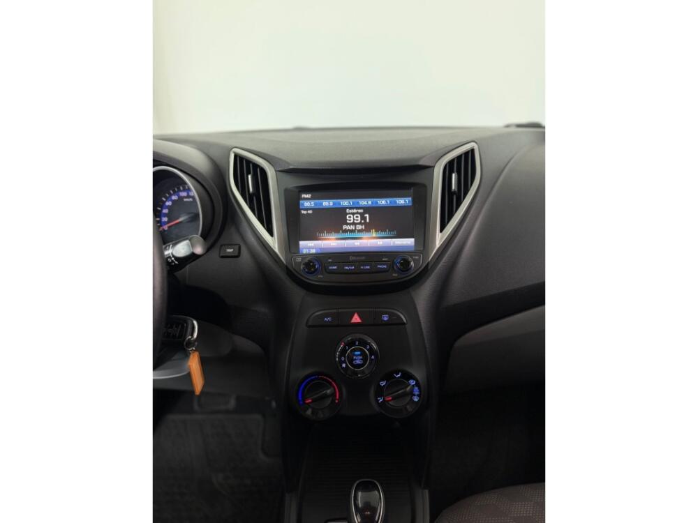 Hyundai HB20 S
