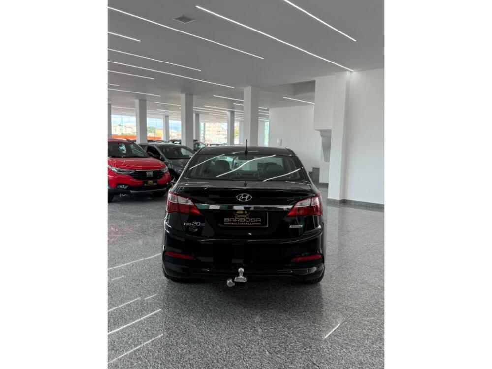 Hyundai HB20 S