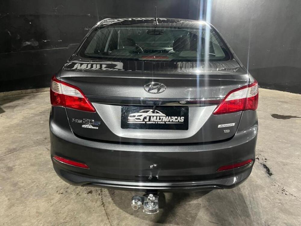 Hyundai HB20 S