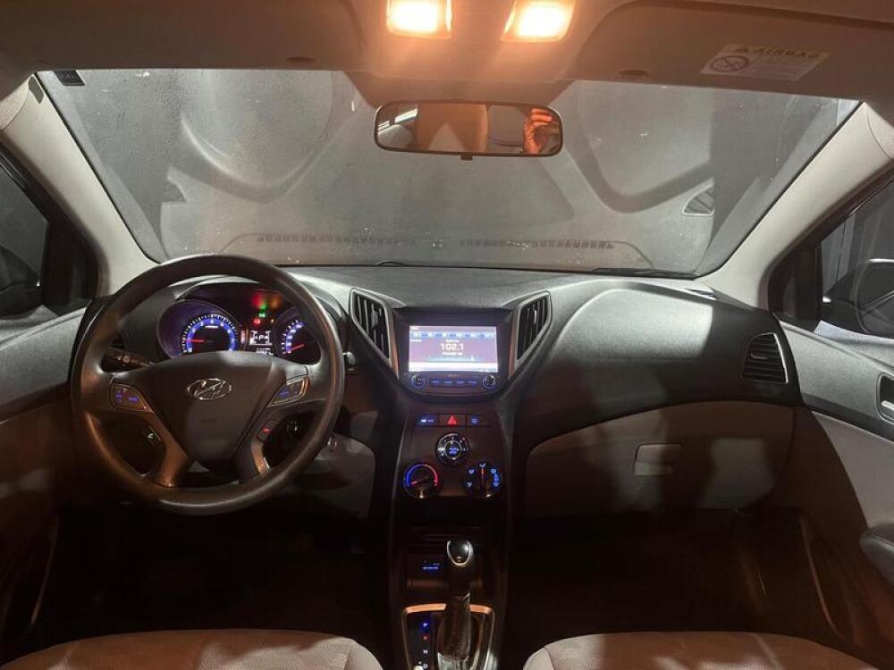 Hyundai HB20 S