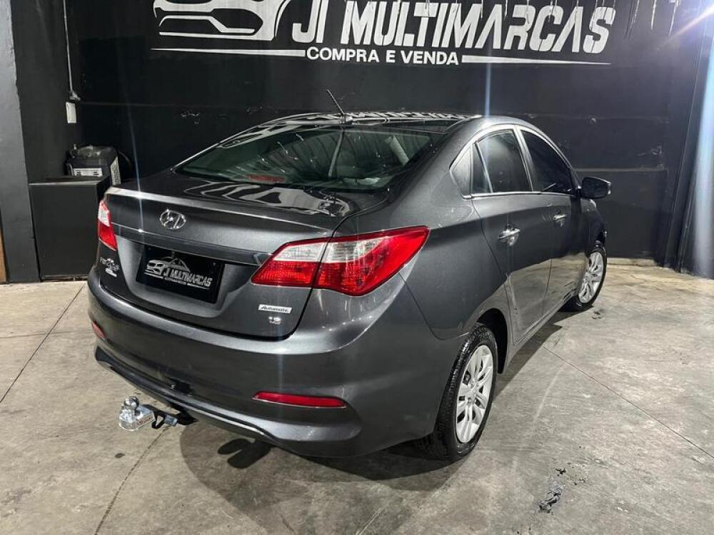 Hyundai HB20 S