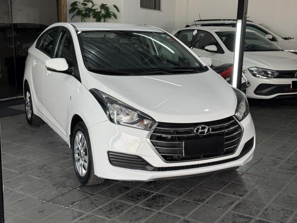 Hyundai HB20 S