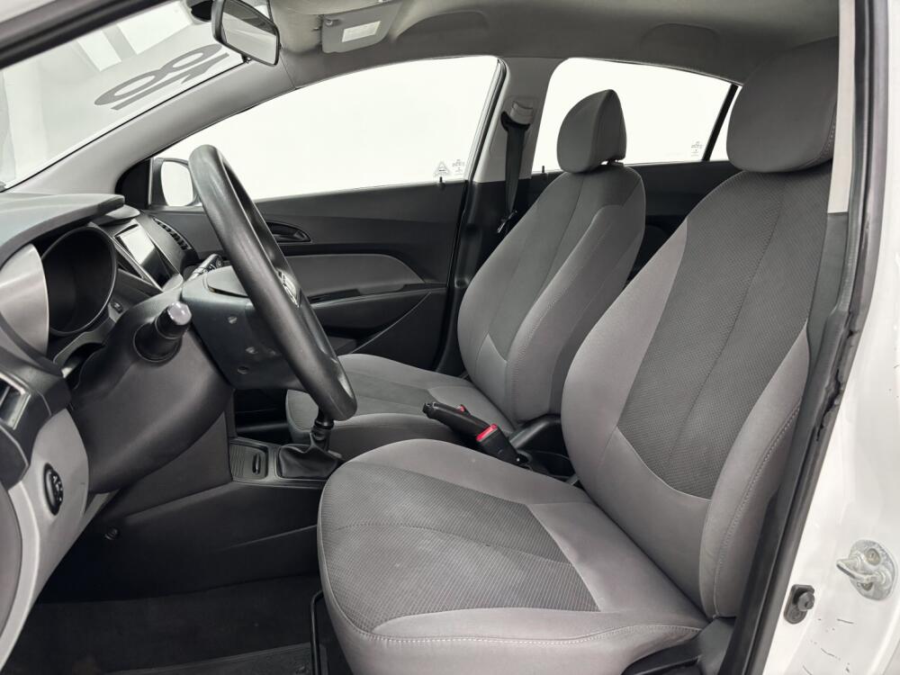 Hyundai HB20 S
