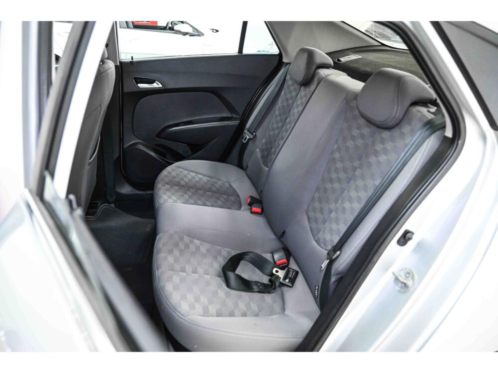 Hyundai HB20 S