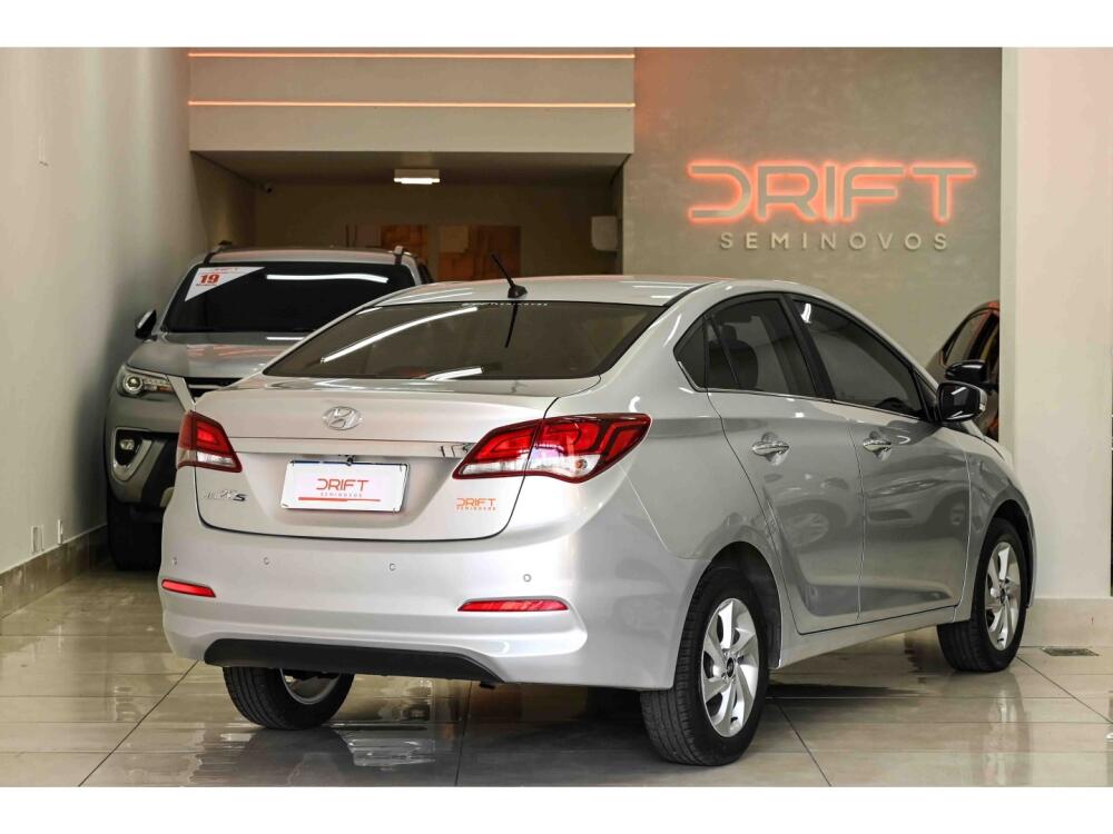 Hyundai HB20 S