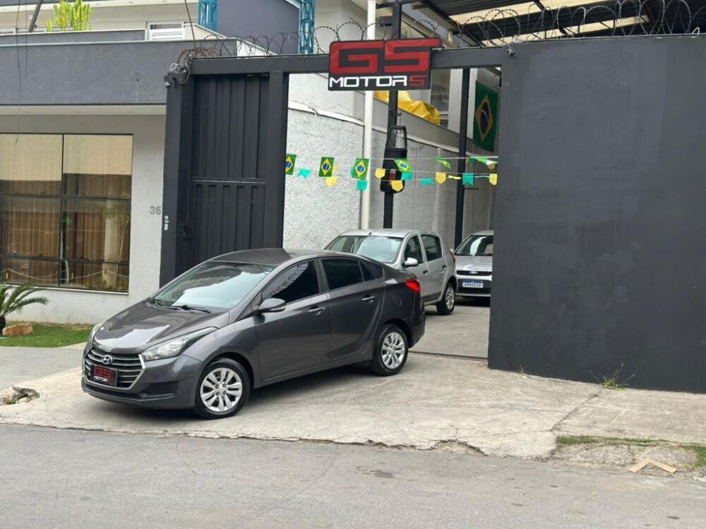 Hyundai HB20 S