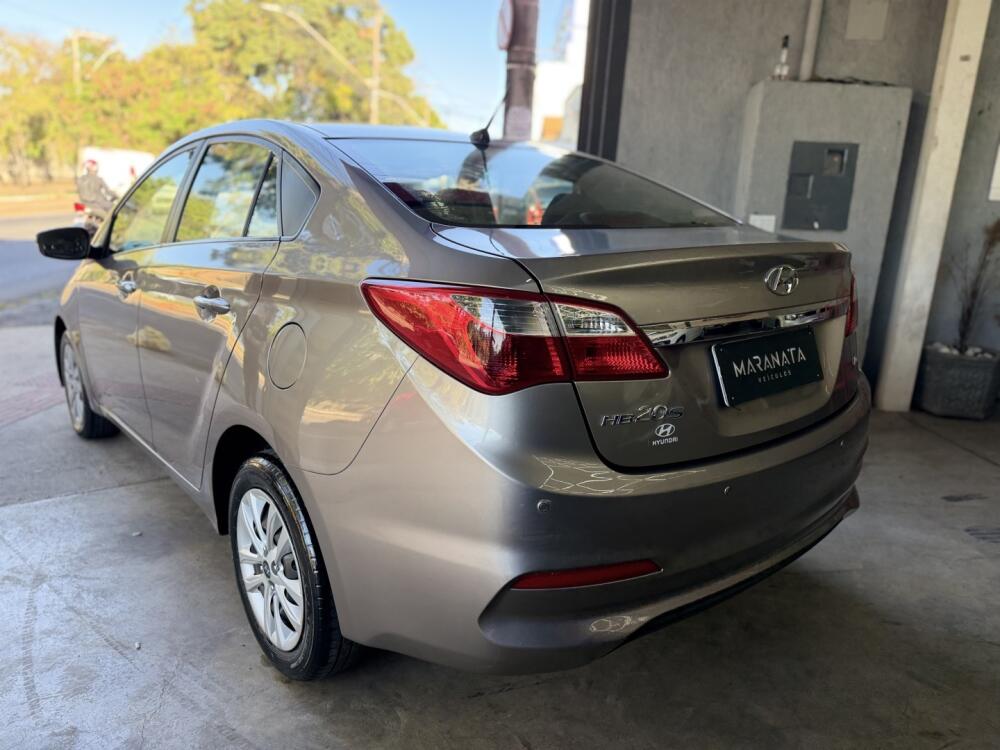 Hyundai HB20 S