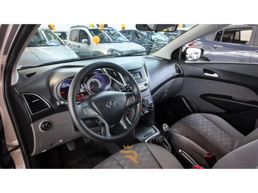 Hyundai HB20 S