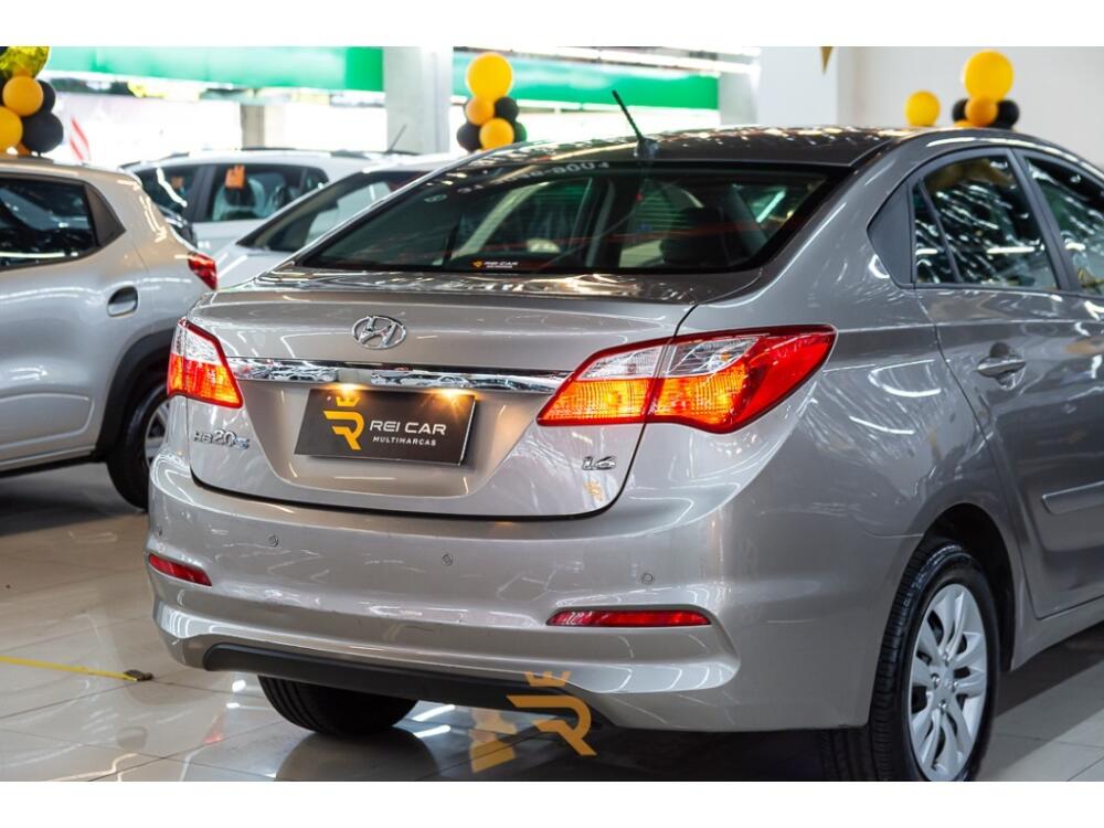 Hyundai HB20 S