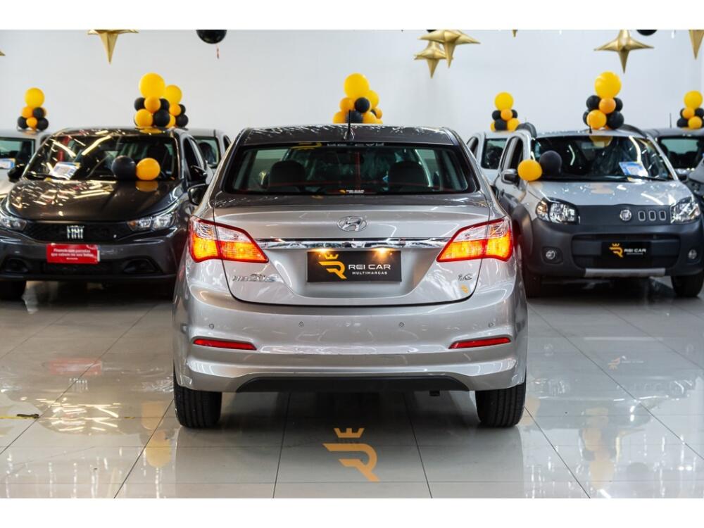 Hyundai HB20 S