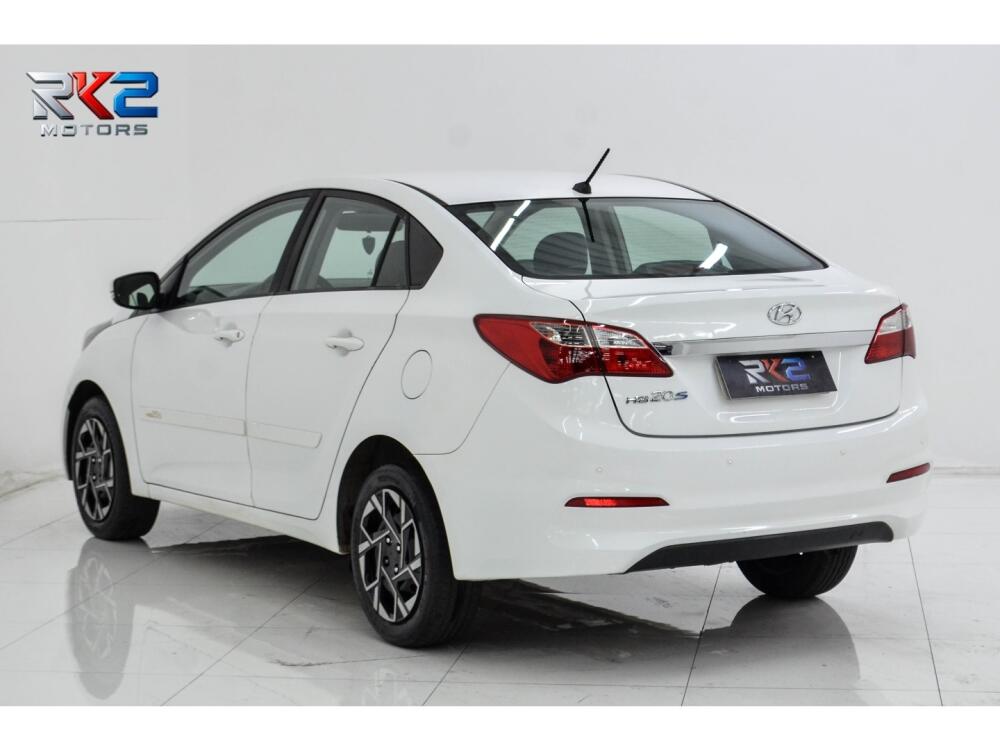 Hyundai HB20 S