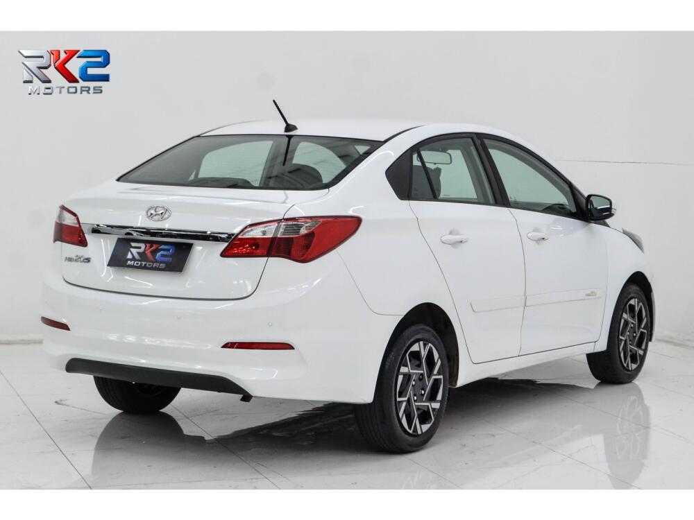 Hyundai HB20 S