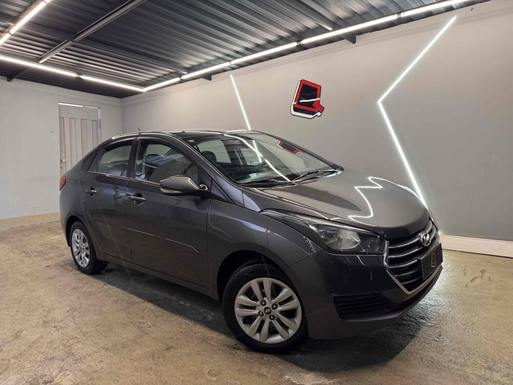 Hyundai HB20 S