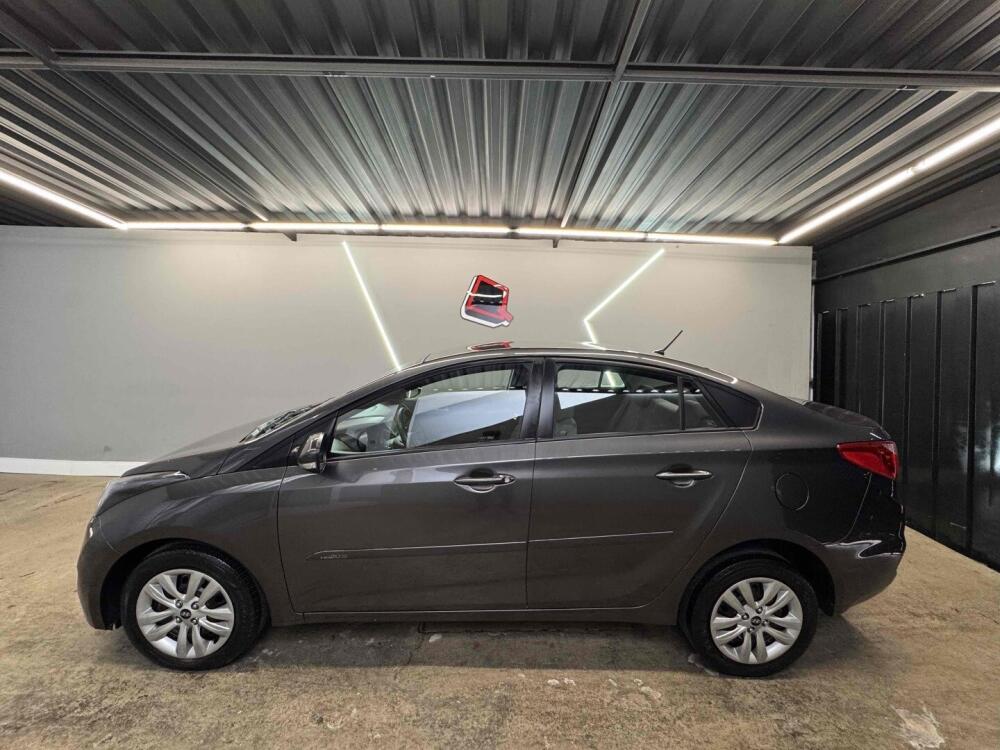 Hyundai HB20 S
