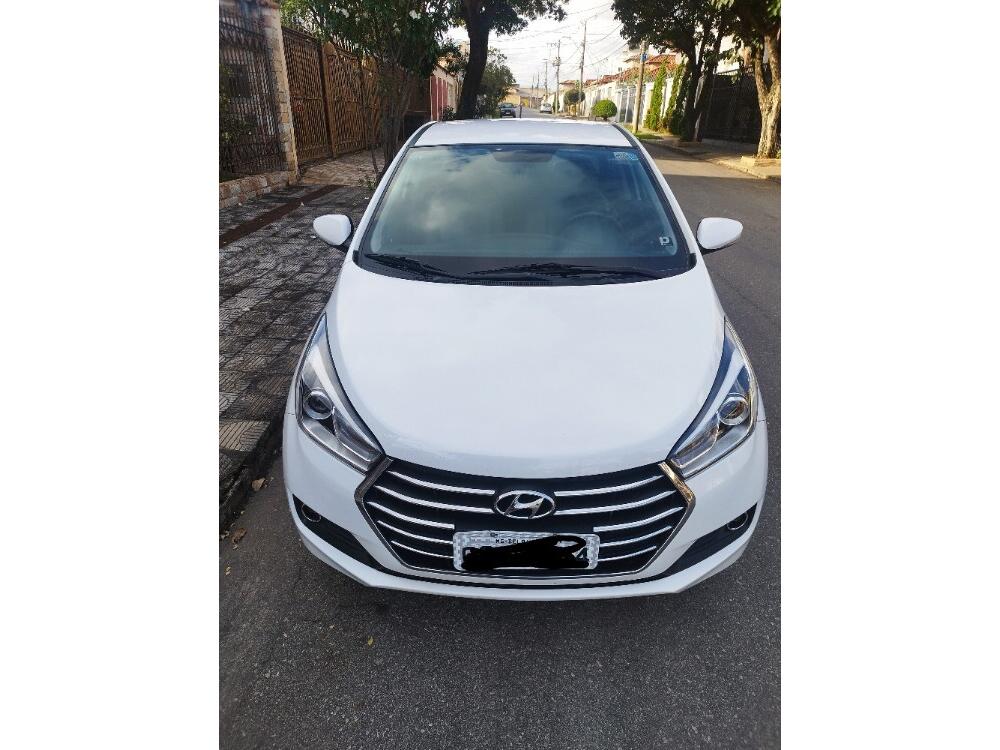 Hyundai HB20 S