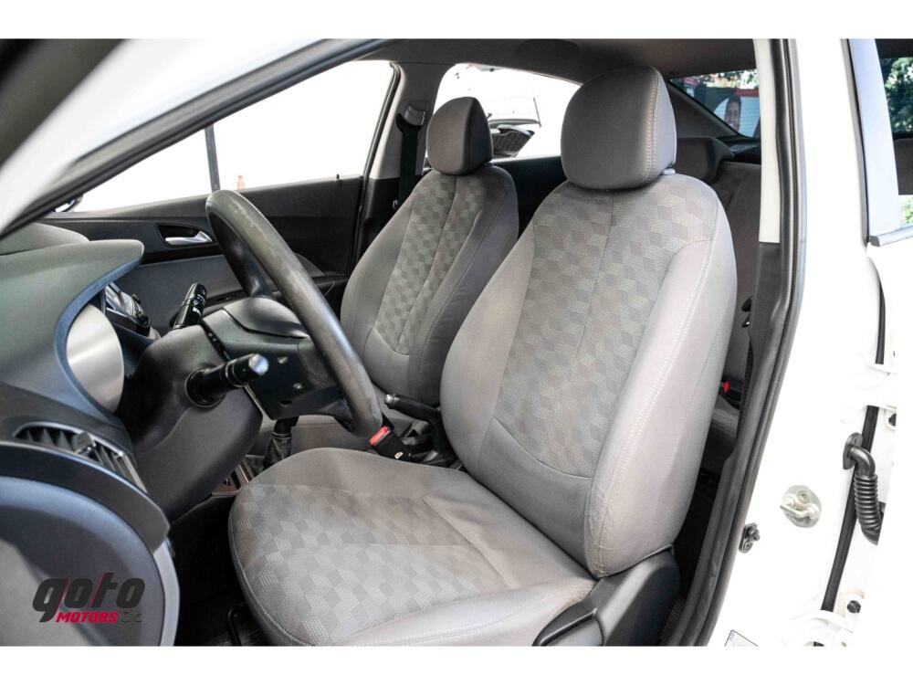 Hyundai HB20 S