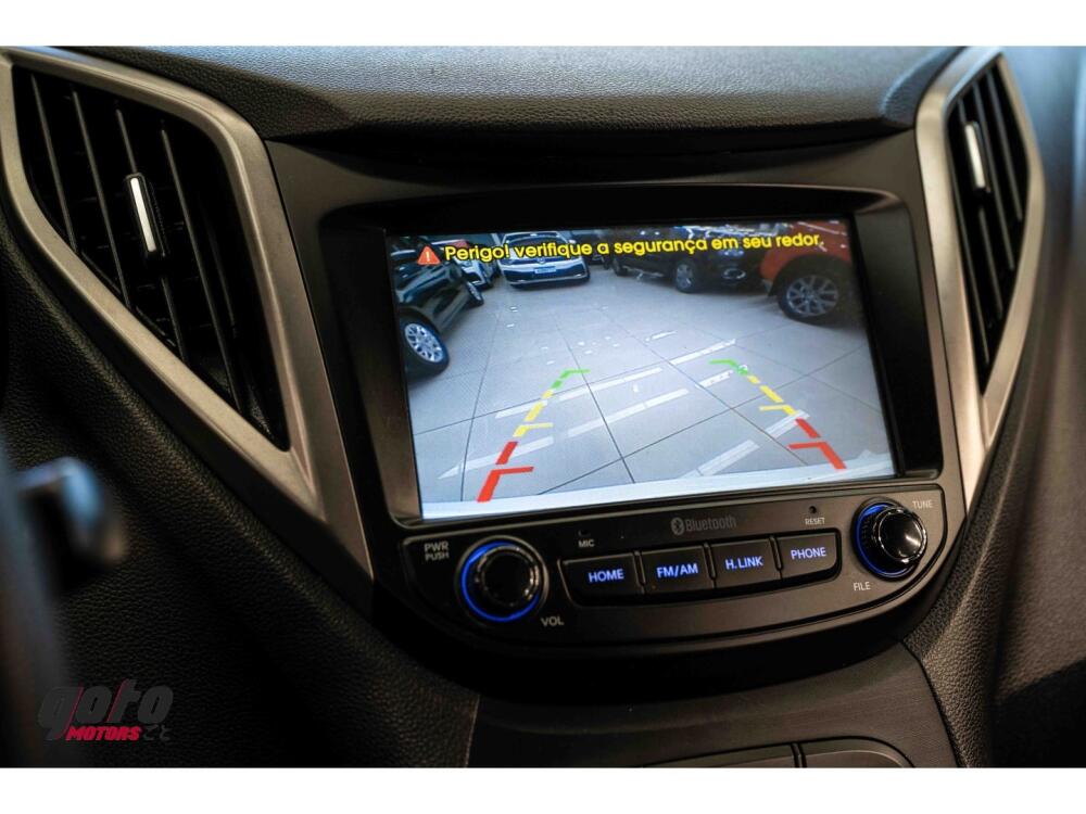 Hyundai HB20 S