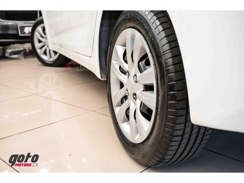 Hyundai HB20 S