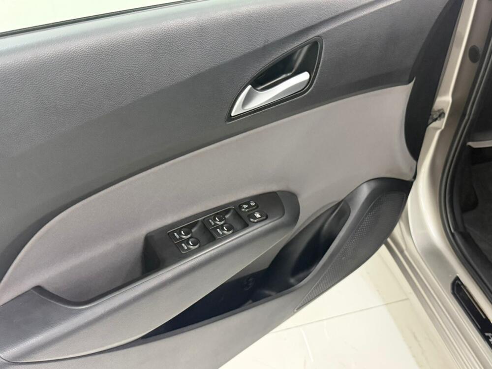 Hyundai HB20 S
