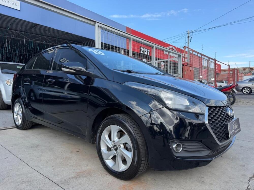 Hyundai HB20 S