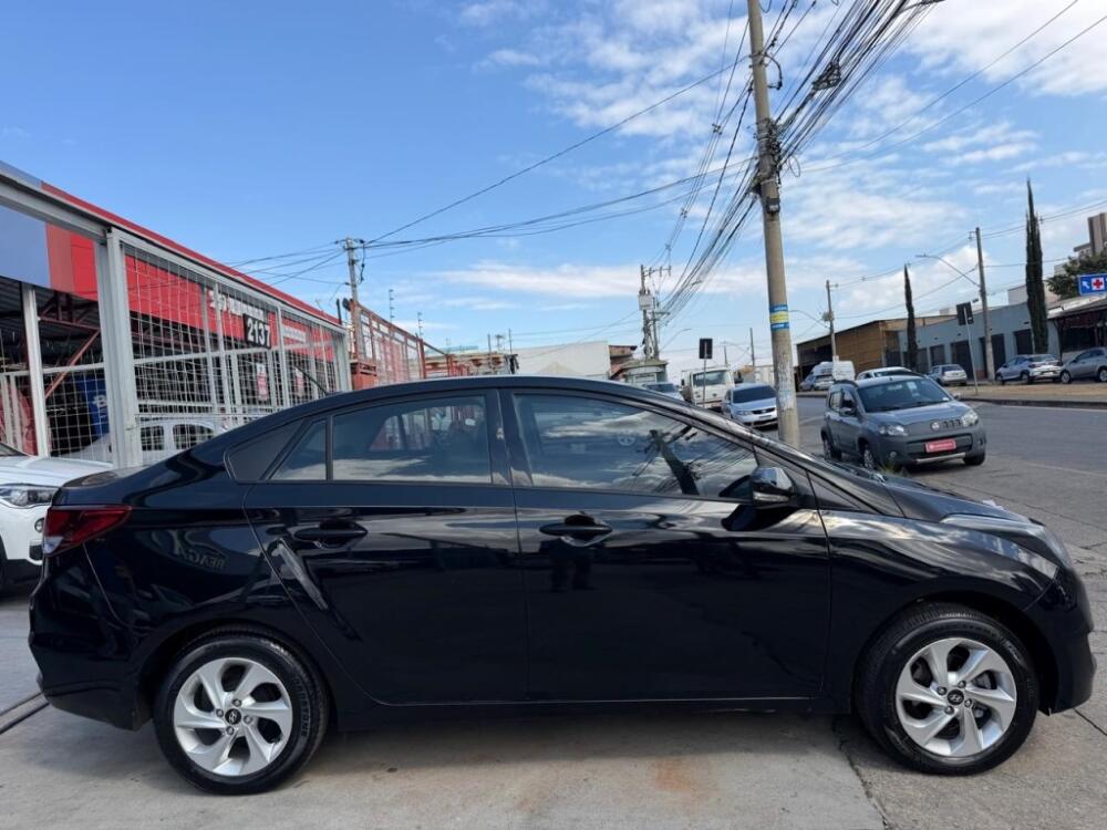Hyundai HB20 S