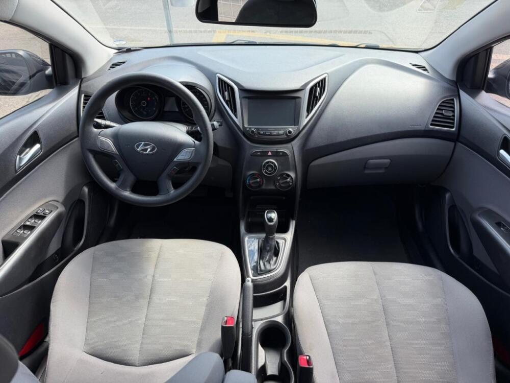 Hyundai HB20 S