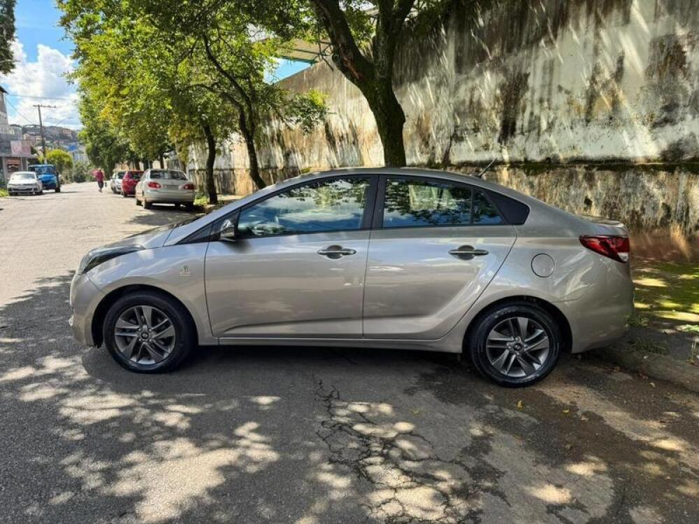 Hyundai HB20 S