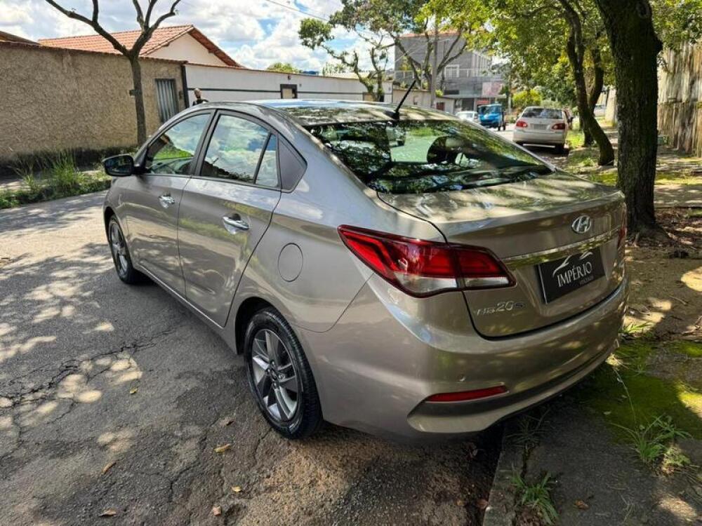 Hyundai HB20 S