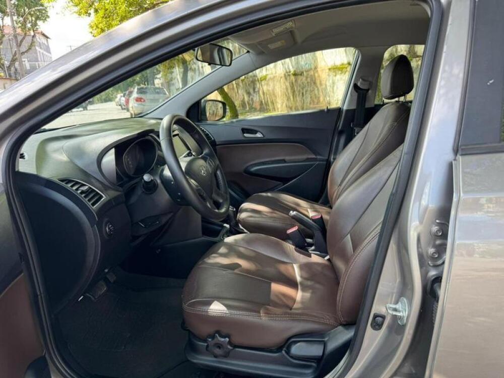 Hyundai HB20 S